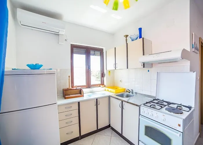 With A Parking Space Okrug Gornji, Ciovo - 14912 Appartement